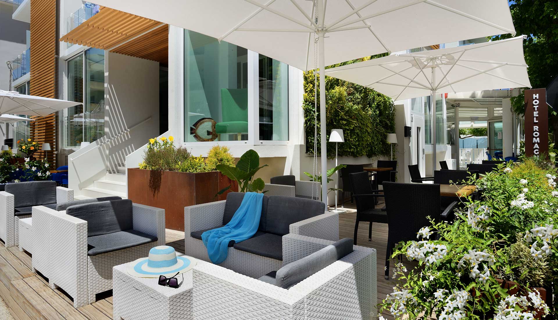 Esterno dell'Hotel Romagna